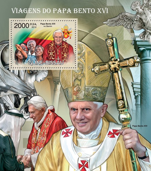 Pope Benedict XVI traveling - Issue of Guinée-Bissau postage stamps