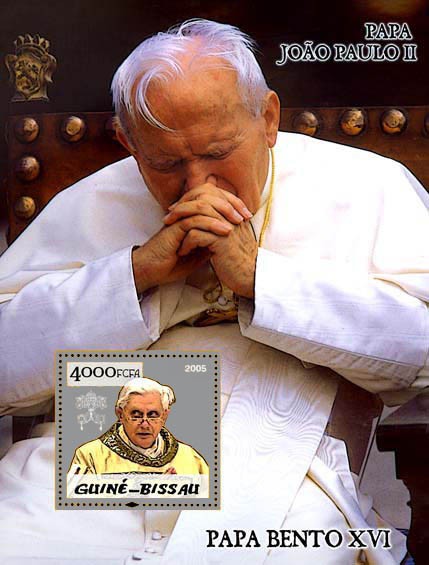 Pope Benedict & Pope John Paul S/s 4000 - Issue of Guinée-Bissau postage stamps